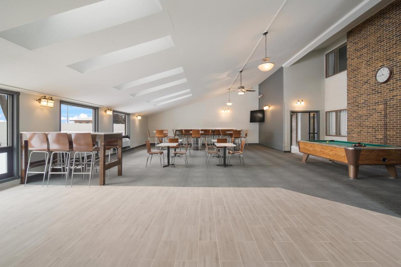 Econo Lodge Уиллистон Экстерьер фото