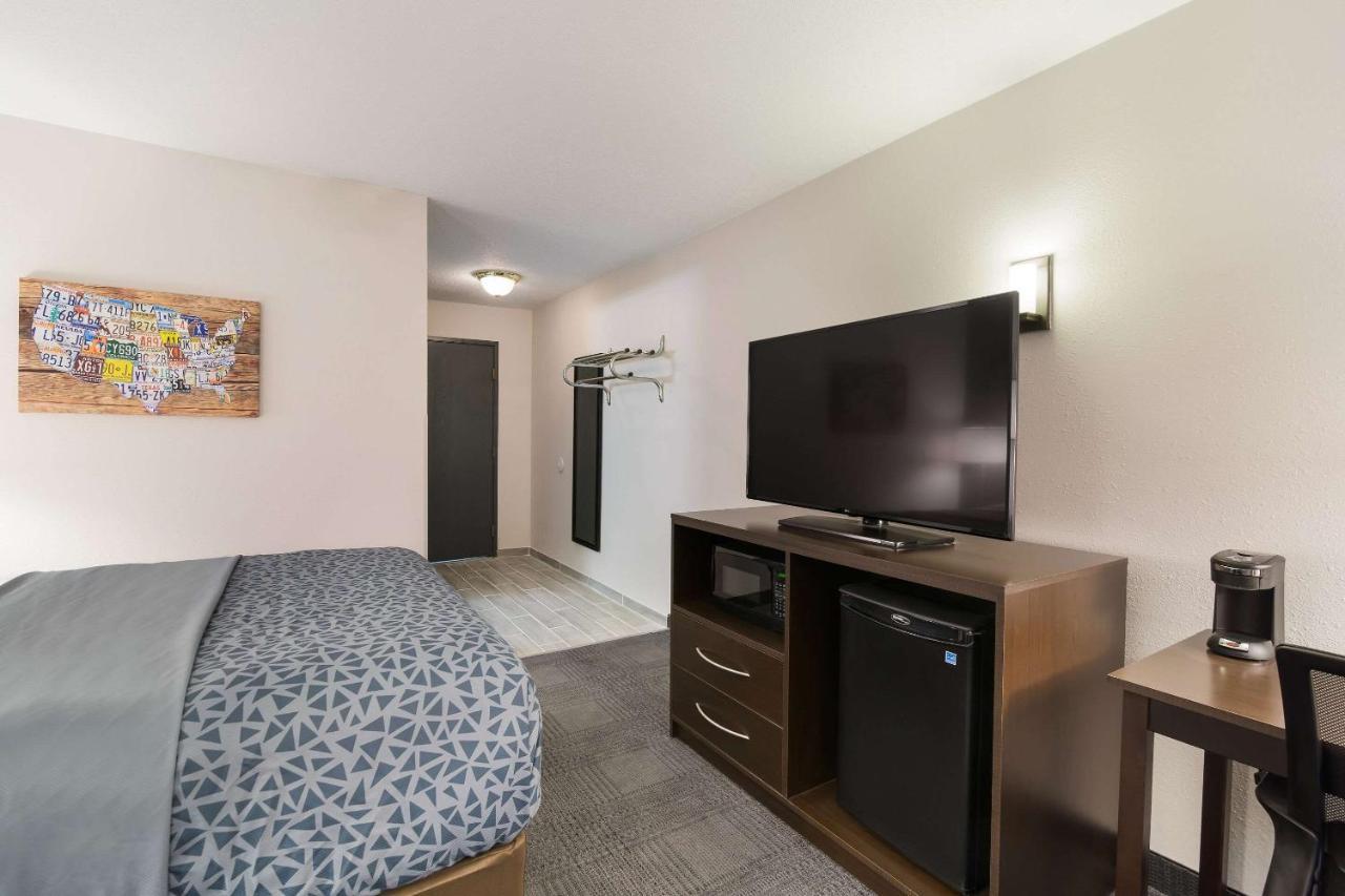 Econo Lodge Уиллистон Экстерьер фото